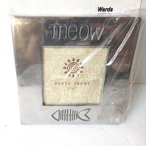 Vtg Free Standing Square Metal Photo Picture Frame MEOW Cat Fish Bones Engraving